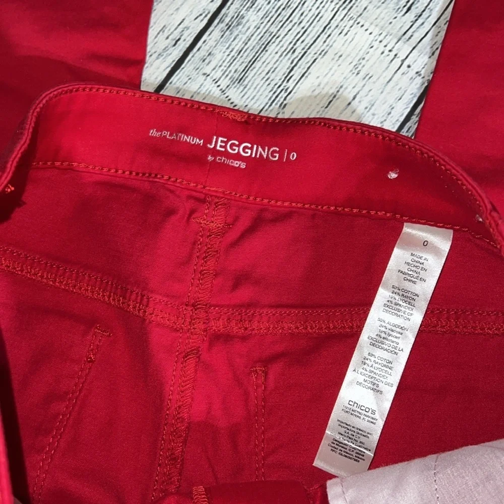 Chico’s Women’s Red Stretch Skinny Jeggings Jeans - Picture 3 of 4